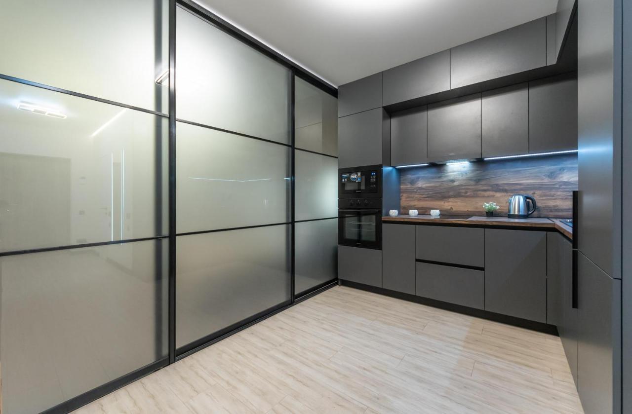 Apartment люкс на бориспільській жк олімпік парк, генератор на будинку *