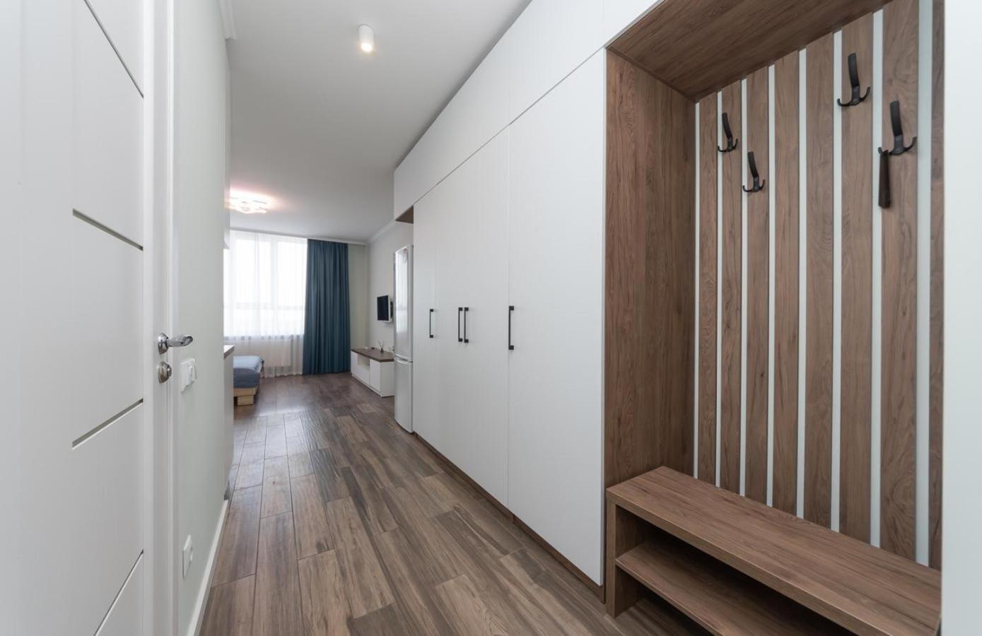 люкс на бориспільській жк олімпік парк, генератор на будинку Apartment *